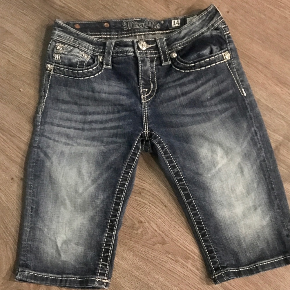 EUC girls Bermuda shorts